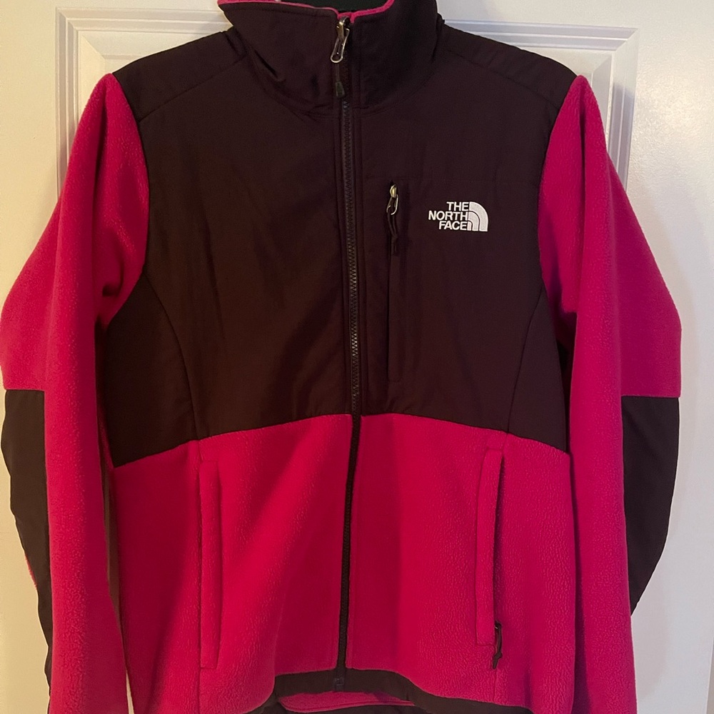 Women’s north face jacket size M